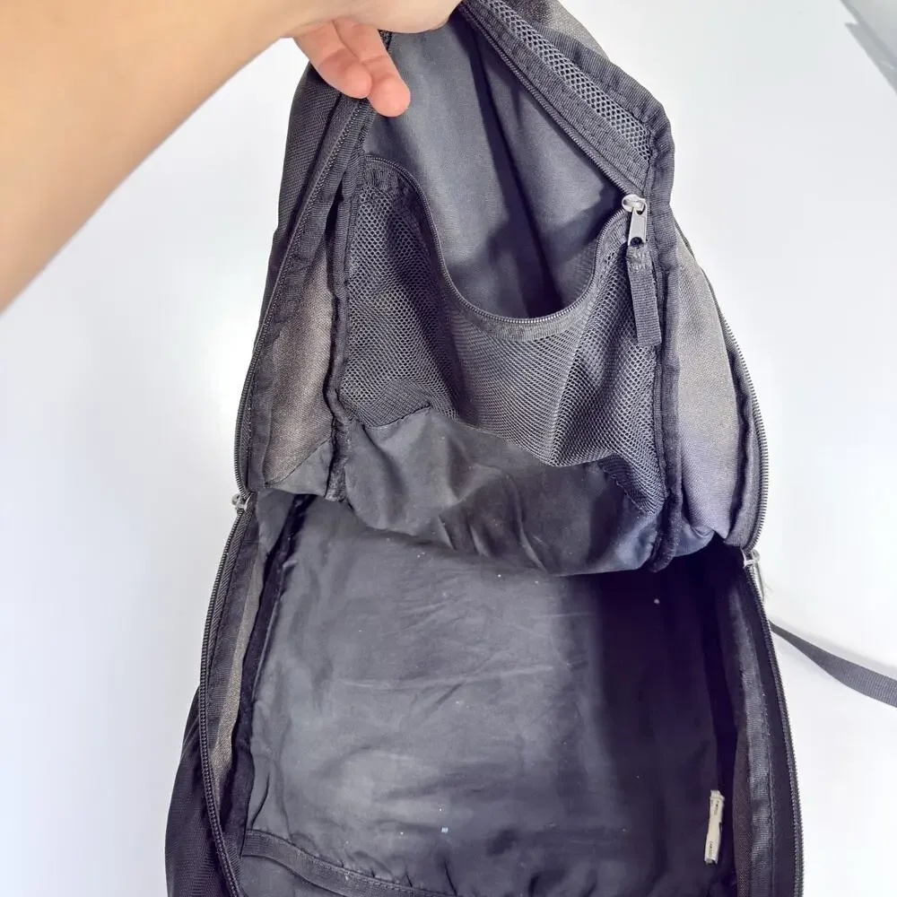 Nike SB RPM Backpack Black Skateboard Straps Men Laptop Hiking Daypack School